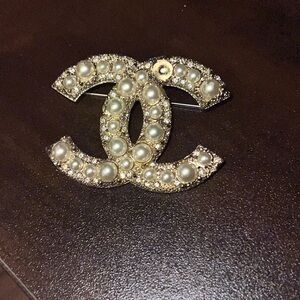 CHANEL Silver and White Pearl Brooch